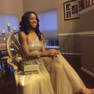 Meet your Posher, Reya